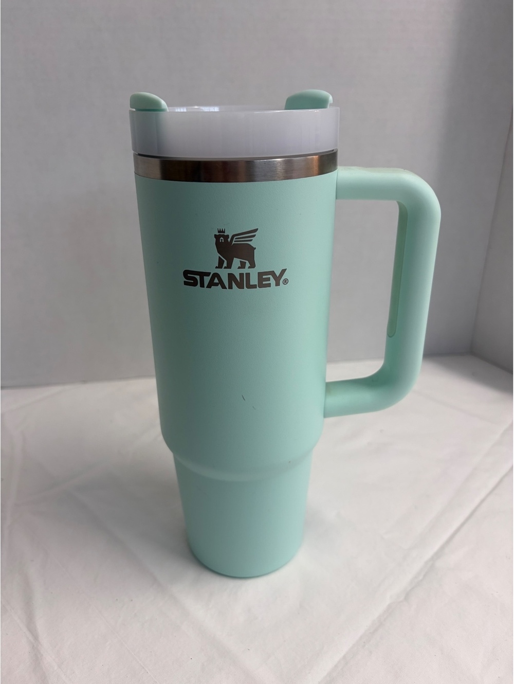 Stanley Quencher H2.0 FlowState 30 oz Tumbler Mint Green Handle Straw Lid